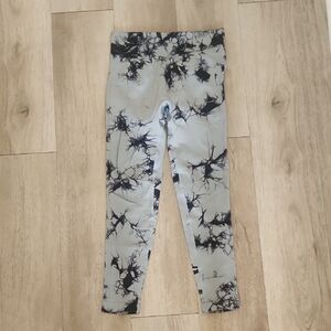 Grey And Navy Booty Lifting Leggings